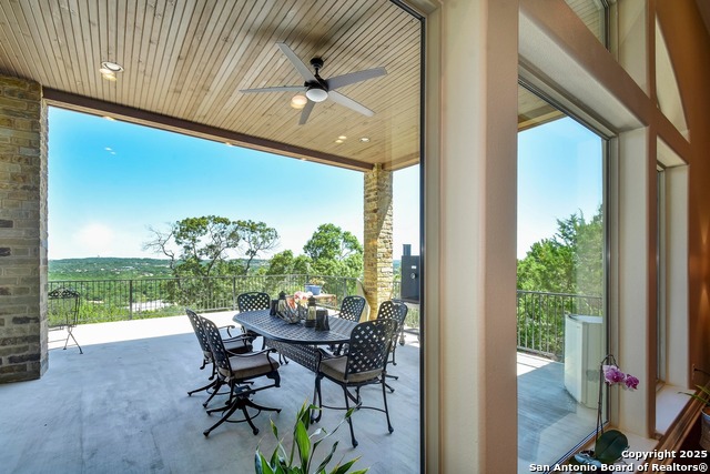 Image 12 of 62 For 8 Braeburn Ct