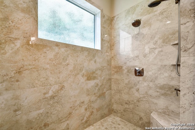 Image 31 of 62 For 8 Braeburn Ct