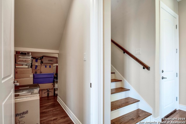 Image 36 of 62 For 8 Braeburn Ct