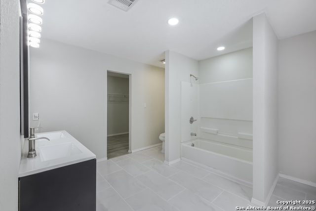 Image 13 of 24 For 4411 Stetson Park