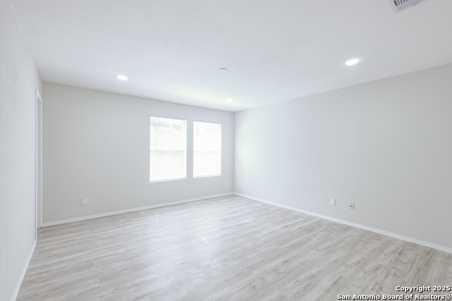 Image 16 of 24 For 4411 Stetson Park