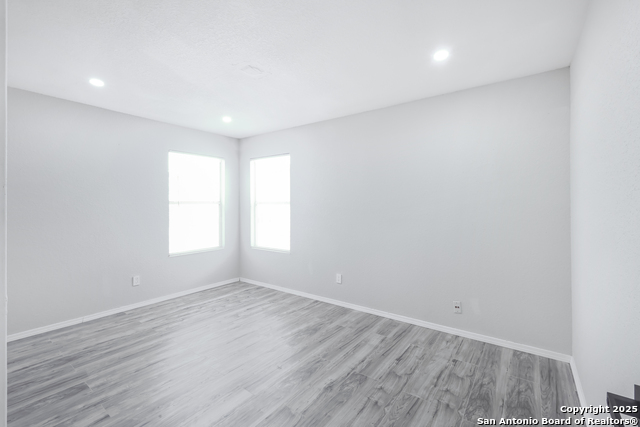 Image 21 of 24 For 4411 Stetson Park