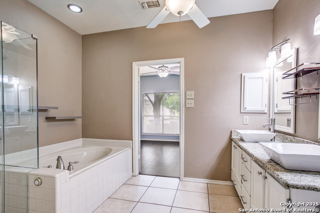 Image 15 of 31 For 5834 Spring Crossing