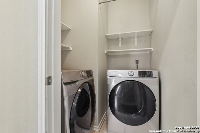 Image 19 of 31 For 5834 Spring Crossing