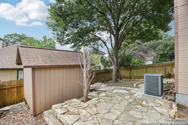 Image 22 of 31 For 5834 Spring Crossing