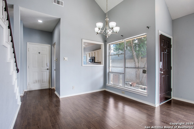 Image 7 of 31 For 5834 Spring Crossing