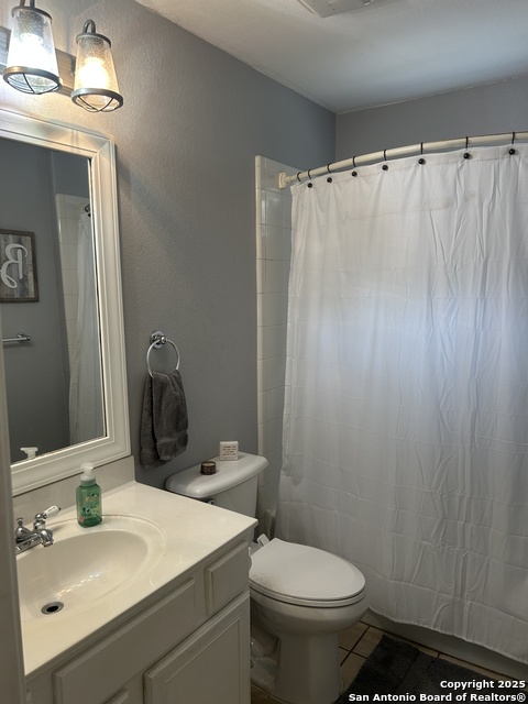 Image 12 of 14 For 6004 Gainsborough