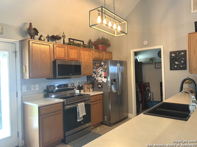 Image 6 of 14 For 6004 Gainsborough