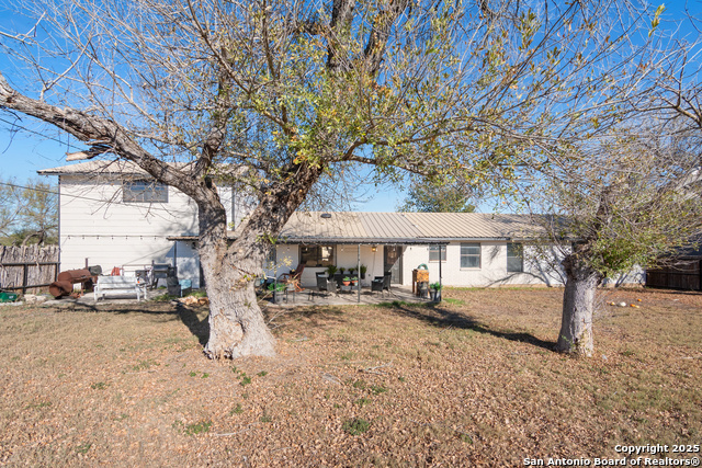 Image 42 of 50 For 210 Barnes Rd