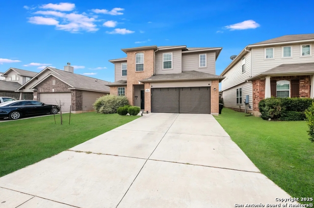 Listing photo id 3 for 8252 Breezy Cove