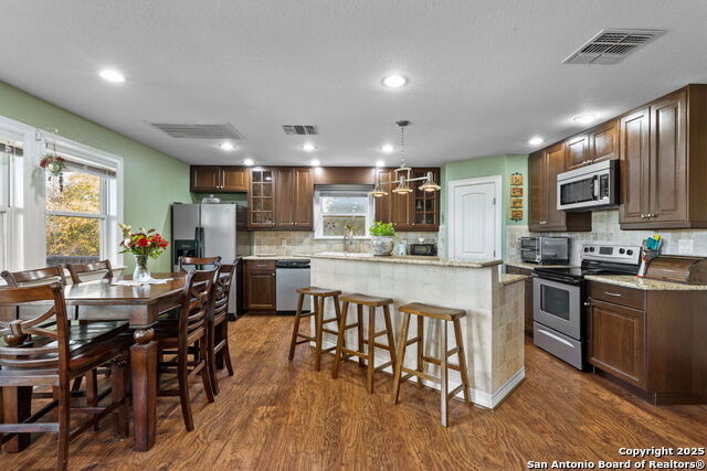 Image 13 of 38 For 556 Apollo Drive