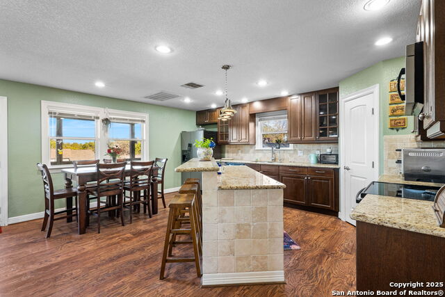 Image 15 of 38 For 556 Apollo Drive