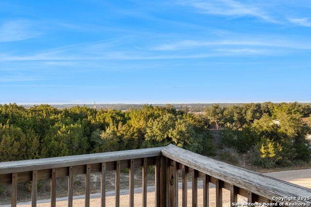 Image 27 of 38 For 556 Apollo Drive