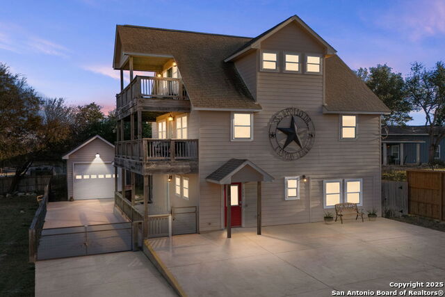 Image 3 of 38 For 556 Apollo Drive