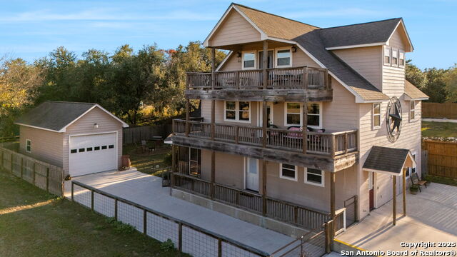 Image 33 of 38 For 556 Apollo Drive