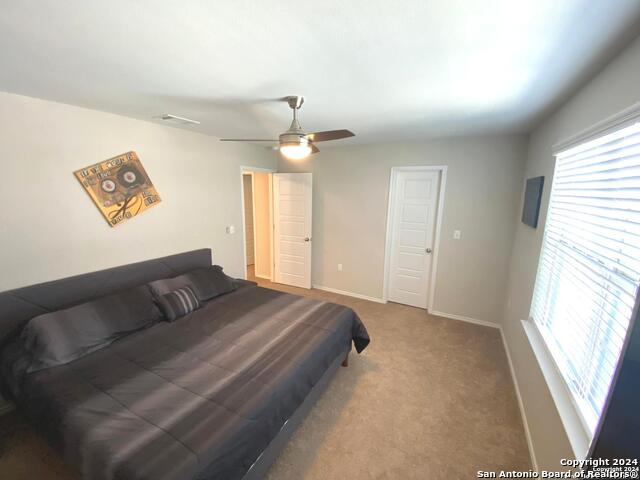 Listing photo id 19 for 9428 Hunter  