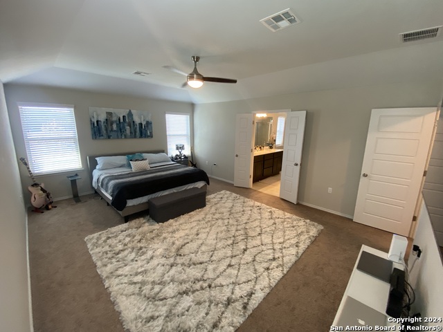 Listing photo id 23 for 9428 Hunter  