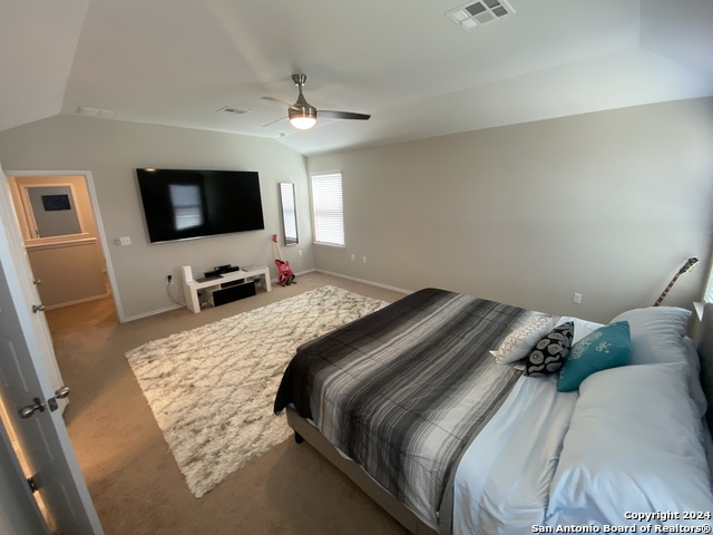 Listing photo id 25 for 9428 Hunter  