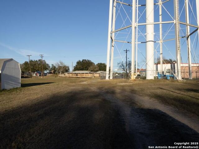 Details for 307 Huntington W, Beeville, TX 78102