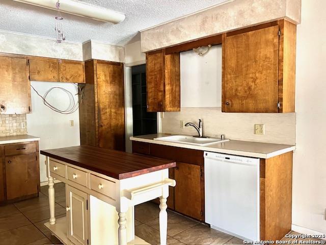 Image 13 of 50 For 40 Encino Loma