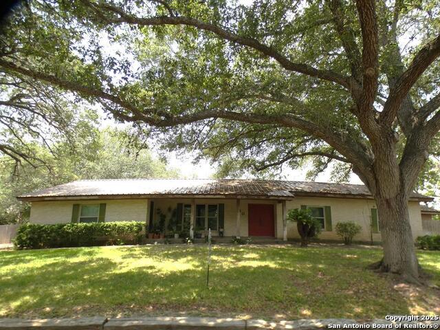 Image 47 of 50 For 40 Encino Loma