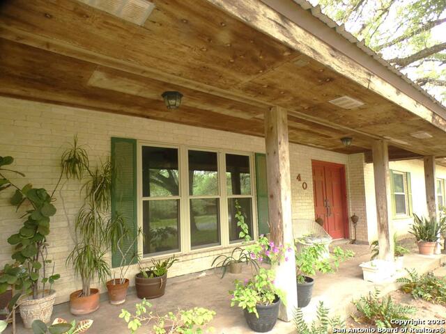 Image 5 of 50 For 40 Encino Loma