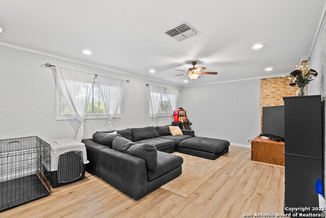 Image 5 of 15 For 1006 Fannin E