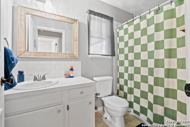 Image 9 of 15 For 1006 Fannin E