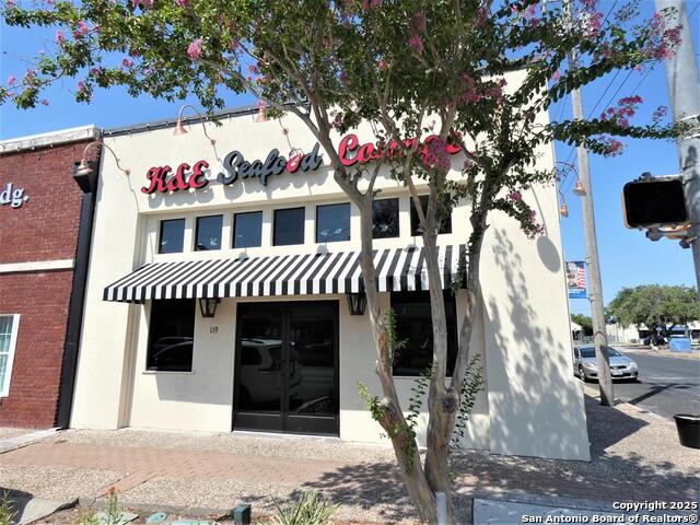 Image 52 of 53 For 119 Washington N