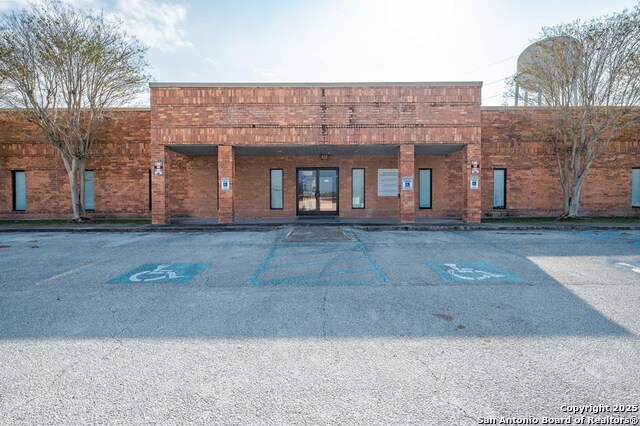 Image 2 of 21 For 1800 Washington S