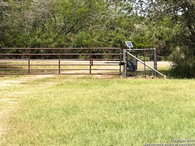 Listing photo id 12 for 3737 Cr 306  