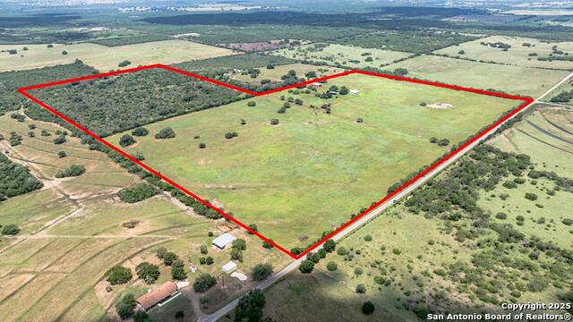 Listing photo id 3 for 3737 Cr 306  