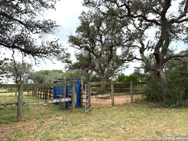 Listing photo id 63 for 3737 Cr 306  