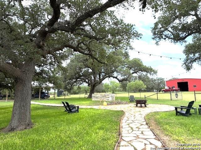 Listing photo id 7 for 3737 Cr 306  