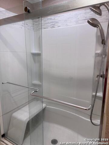 Image 13 of 17 For 1402 Tyler N