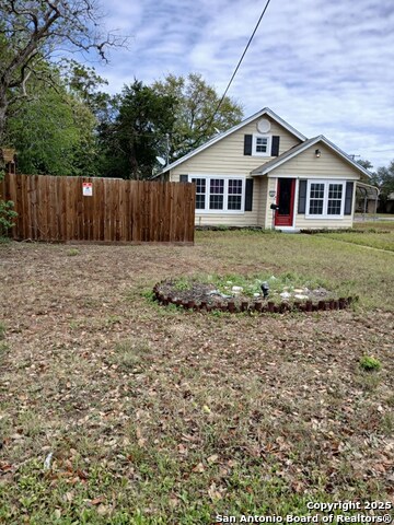 Image 2 of 17 For 1402 Tyler N