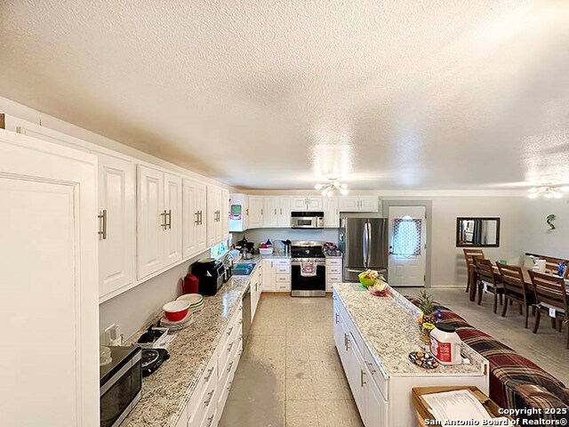 Image 22 of 38 For 147 Lago  