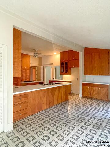 Image 14 of 45 For 911 Madison Ave N