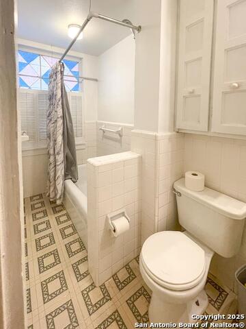 Image 19 of 45 For 911 Madison Ave N