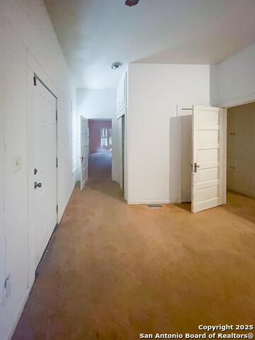 Image 23 of 45 For 911 Madison Ave N