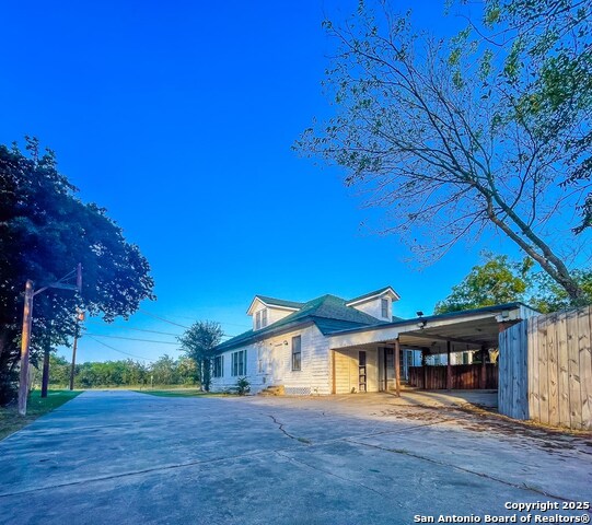 Image 5 of 45 For 911 Madison Ave N