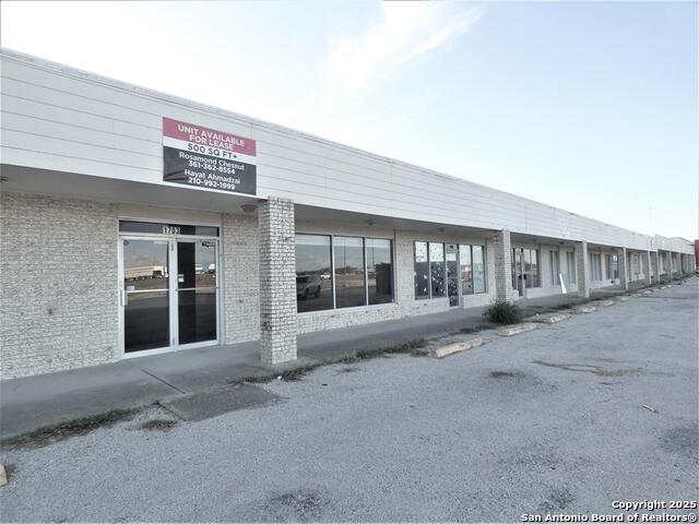 Details for 1703 Hwy 181 Bypass Rd N, Beeville, TX 78102