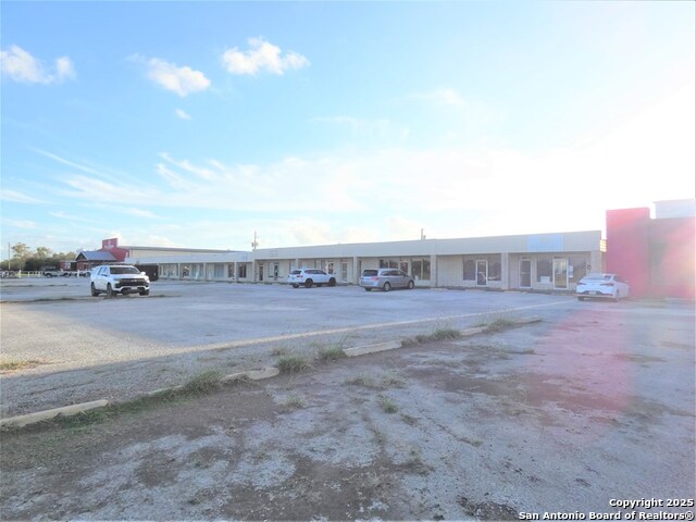 Image 5 of 6 For 1703 Hwy 181 Bypass Rd N