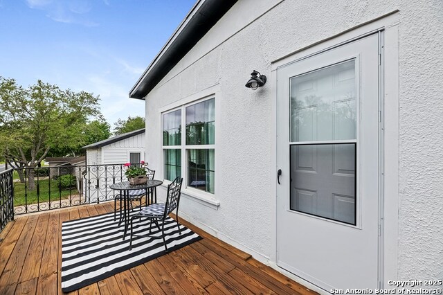 Image 33 of 75 For 1001 Adams St. N