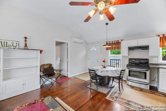 Image 57 of 75 For 1001 Adams St. N