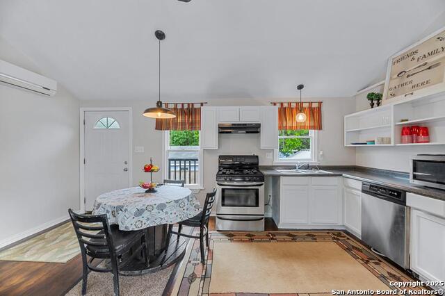 Image 58 of 75 For 1001 Adams St. N