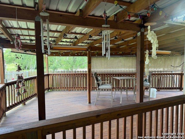 Listing photo id 0 for 1002 Blue Crest