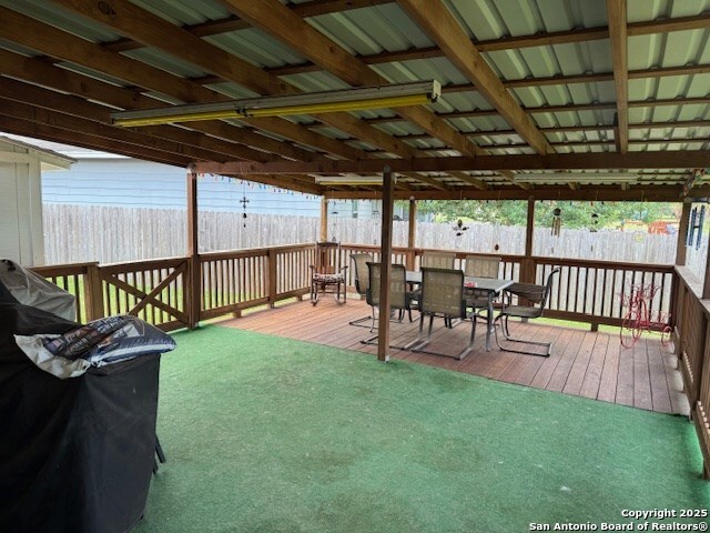 Listing photo id 2 for 1002 Blue Crest