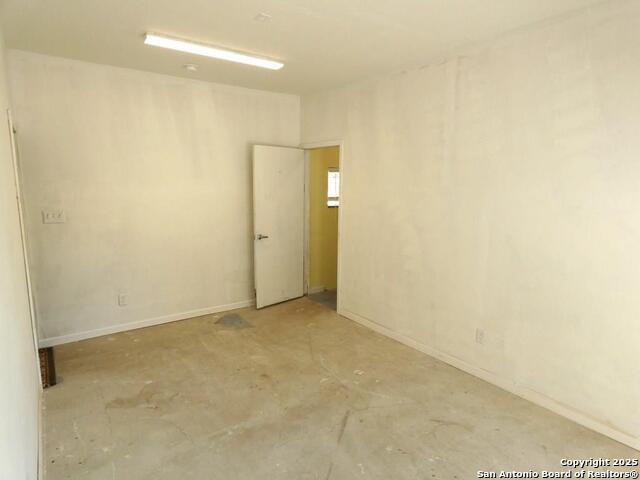 Image 12 of 12 For 911 Steiner E