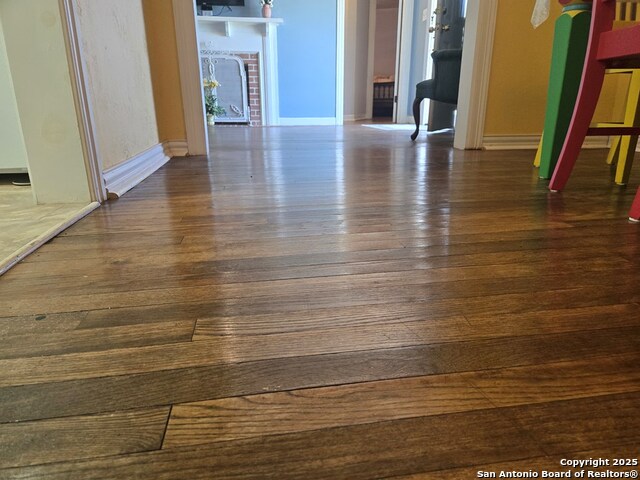 Image 8 of 26 For 464 Cr 613